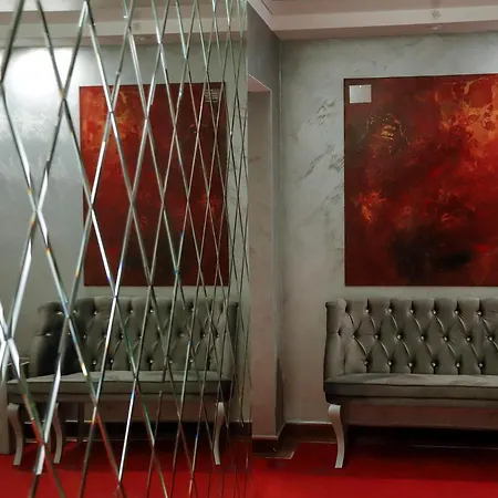 Royal Hotel 3*