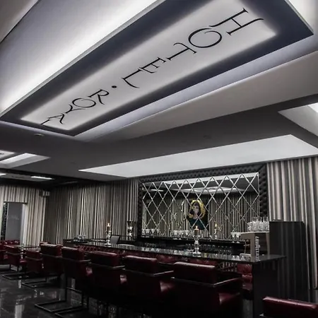 Royal Hotel 3*