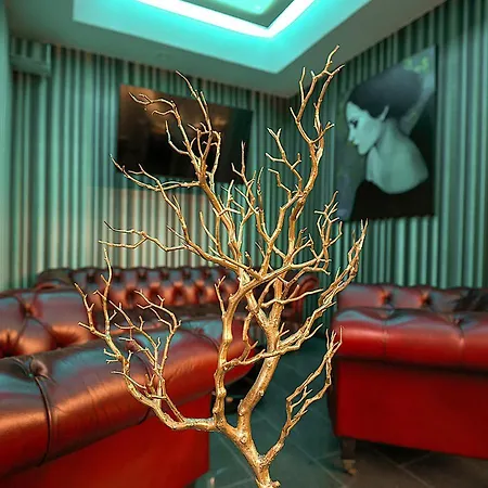 Royal Hotel 3*